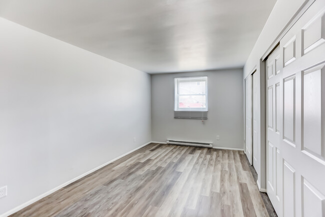 Building Photo - 1212 Bellefontaine Ave