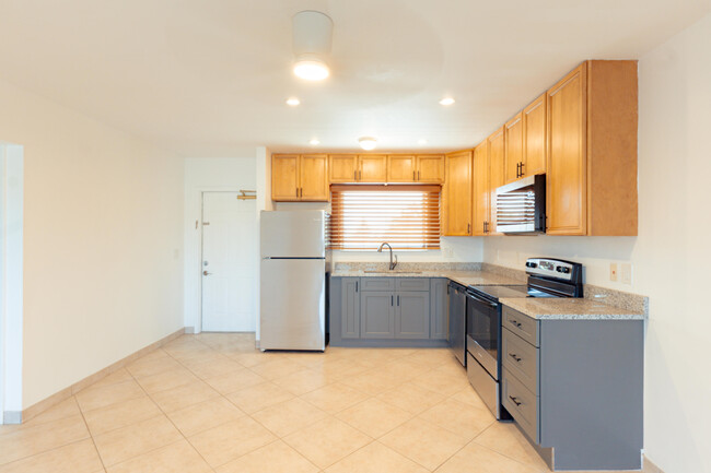 Building Photo - 630 Southwind Cir