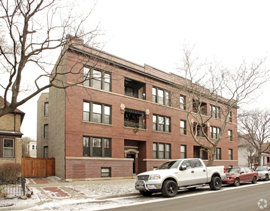 Building Photo - 1306-1308 W Granville Ave