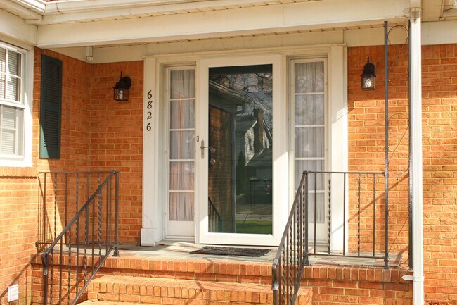 Foto del edificio - MEADOWBROOK FOREST