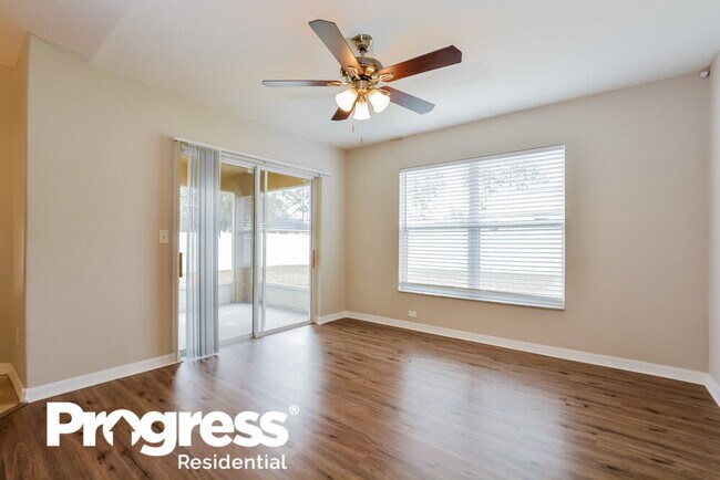 Building Photo - 2609 Athens Dr