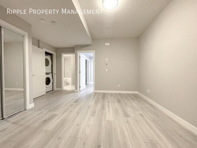 Photo du bâtiment - Beautiful 1 bedroom 1 bathroom basement in...