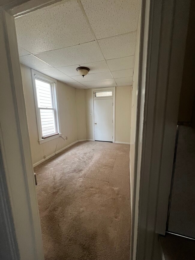 Livingroom - 225 Poplar St