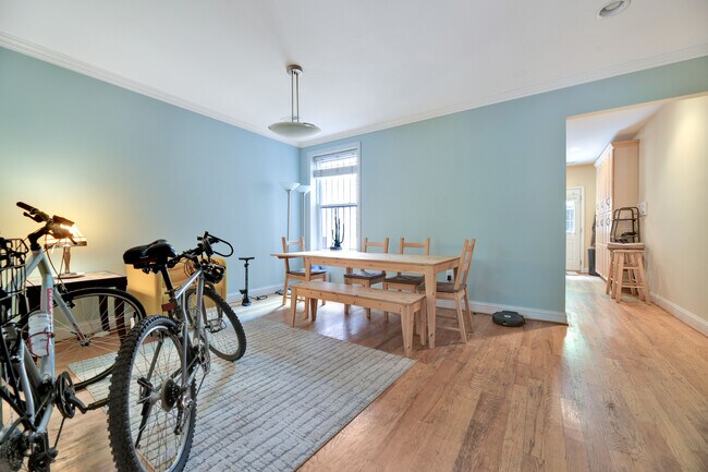 Foto del edificio - 3415 Brown St NW