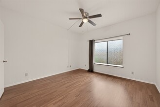 Building Photo - 2211 S Braeswood Blvd