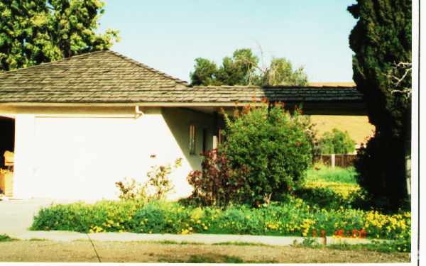 Building Photo - 10040 Bianchi Way