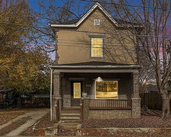 Building Photo - Gorgeous 1890's Home