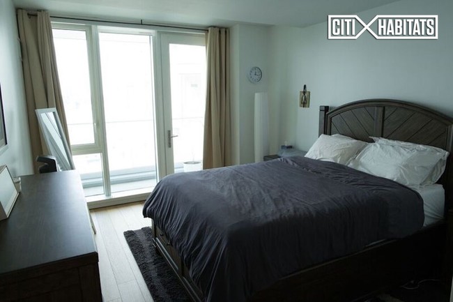 Foto del edificio - 625 W 57th St