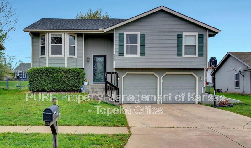 Foto principal - 2407 SW Romar Rd