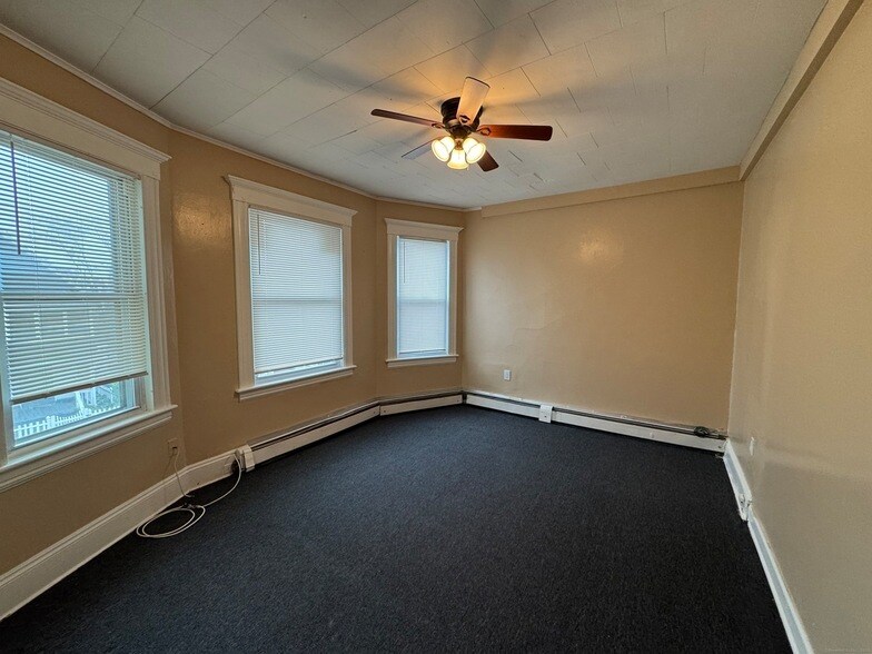 Foto principal - 224 Sheridan St