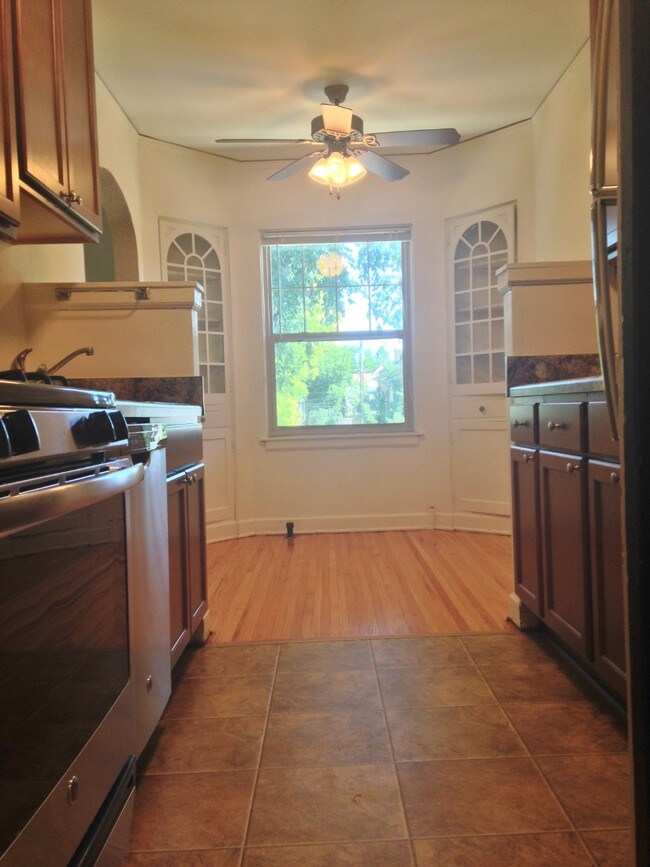 Garfield Avenue Apartments Rentals Minneapolis, MN