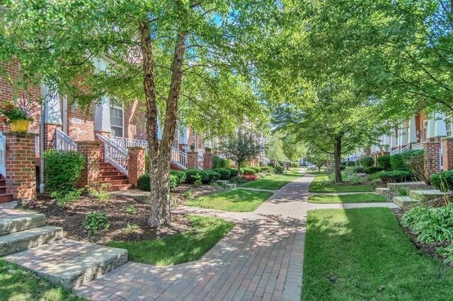 Building Photo - 1151 River Bend Ln