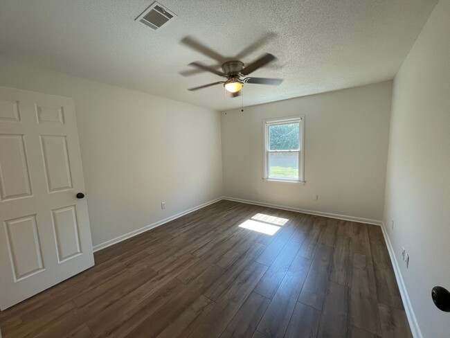 Foto del edificio - 1017 Stevens Creek Rd
