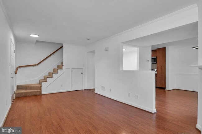 Building Photo - 9021 Sandalwood Dr