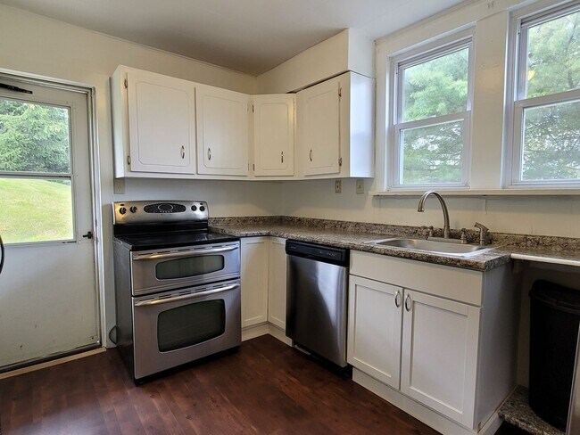Photo - 3138 Wabash Avenue House