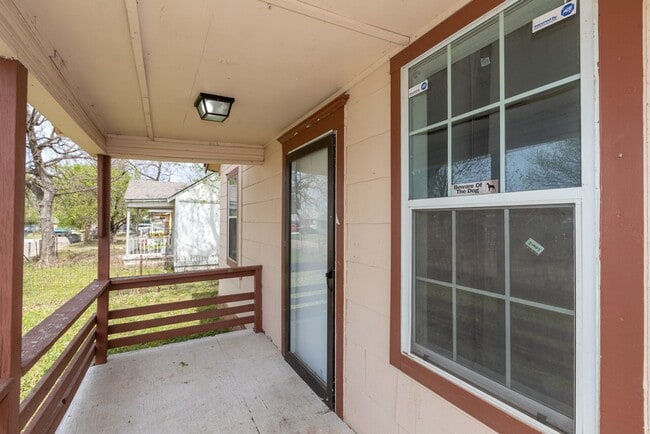 Building Photo - SECTION 8 WELCOME - NEWLY RESTORED - 2 BEDROOM - HARDWOOD FLOORS