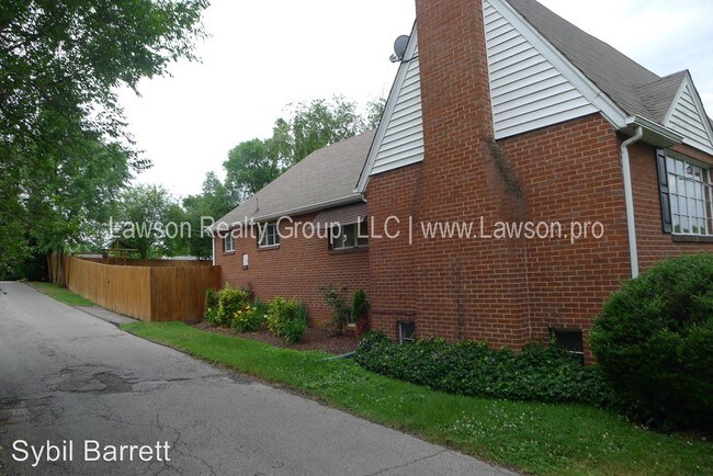 Building Photo - 3 br, 2 bath House - 2402 Westover Ave.