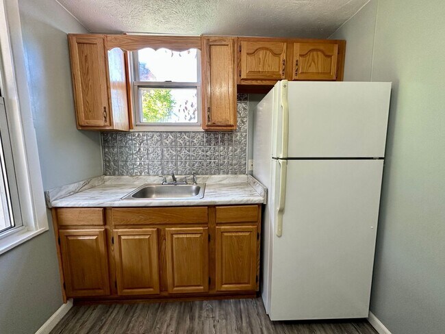 Foto del edificio - 817 N Sheridan Ave