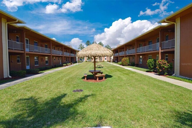 Foto del edificio - 12760 Indian Rocks Rd