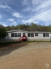 Building Photo - 110 Robin Meadow Ln