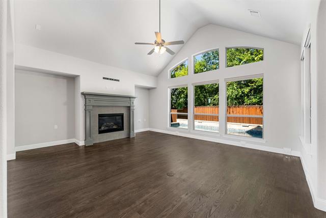 Foto del edificio - 2605 Greenlawn Dr