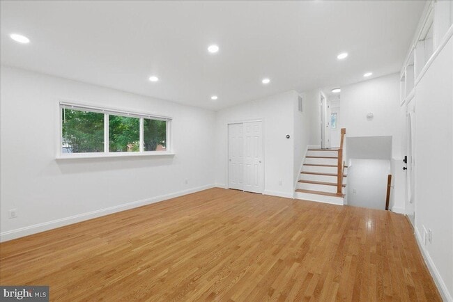 Foto del edificio - 709 N Pryor St