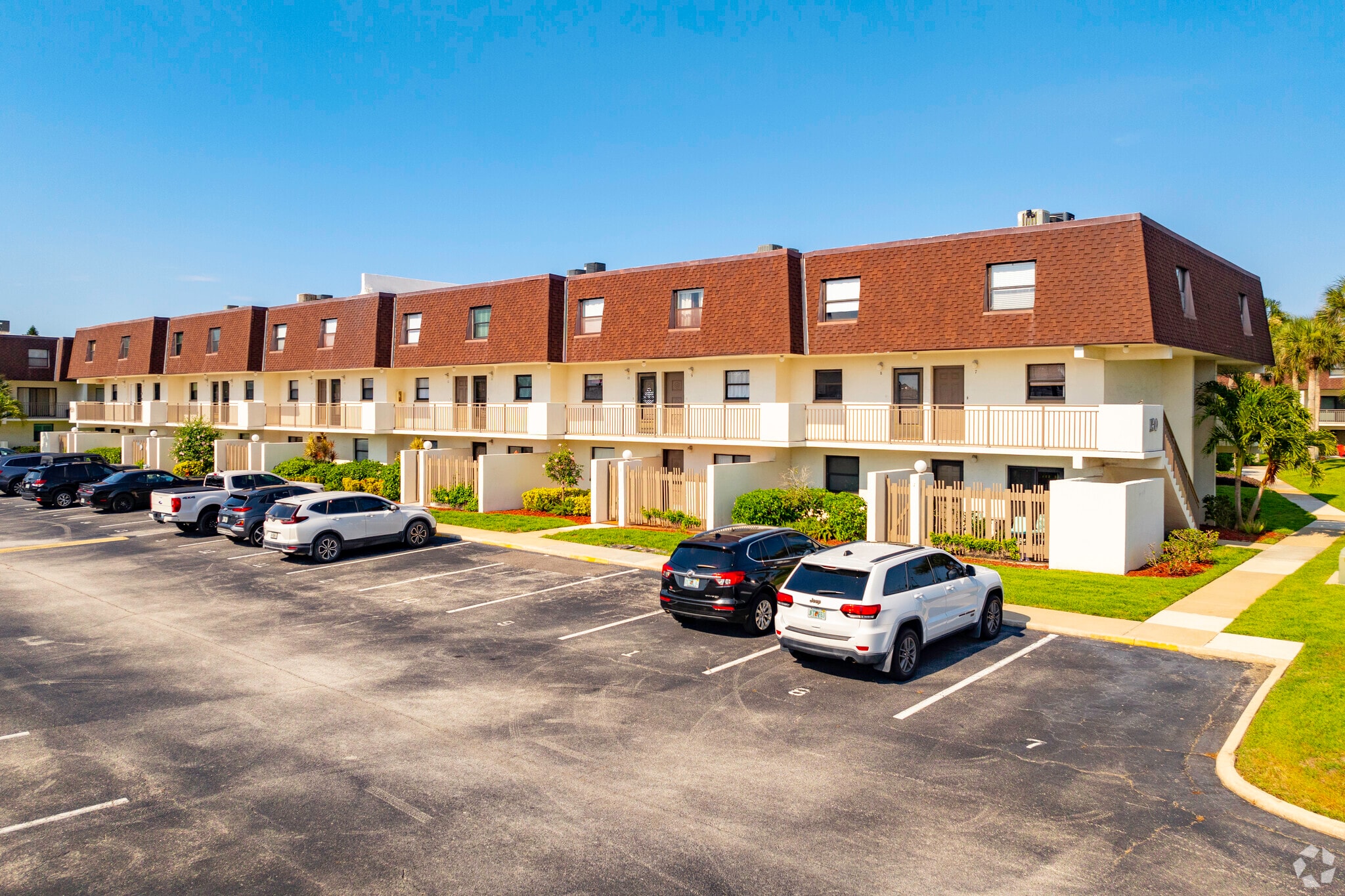 Paradise Beach Villas Condominiums