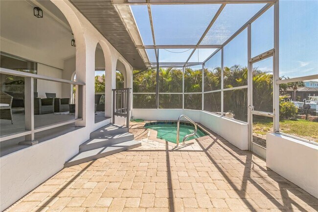Building Photo - 2161 Aqui Esta Dr