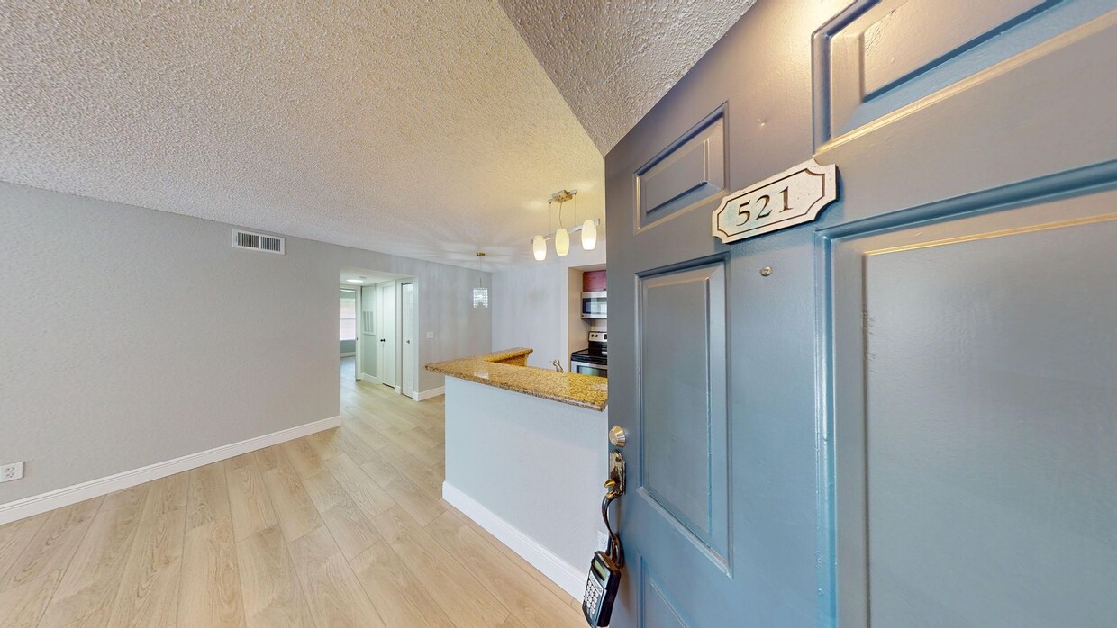 Primary Photo - 2Br/ 2Ba Condo In Villa Medici - Available...