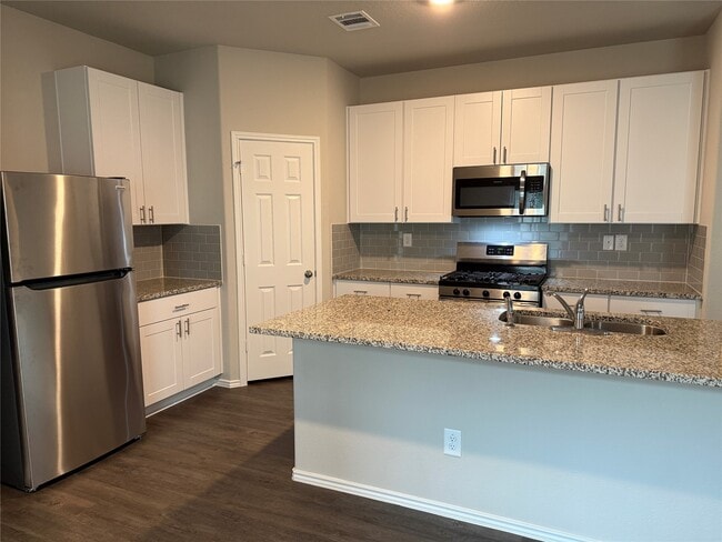 Building Photo - 26115 Lanivet Crk Ln