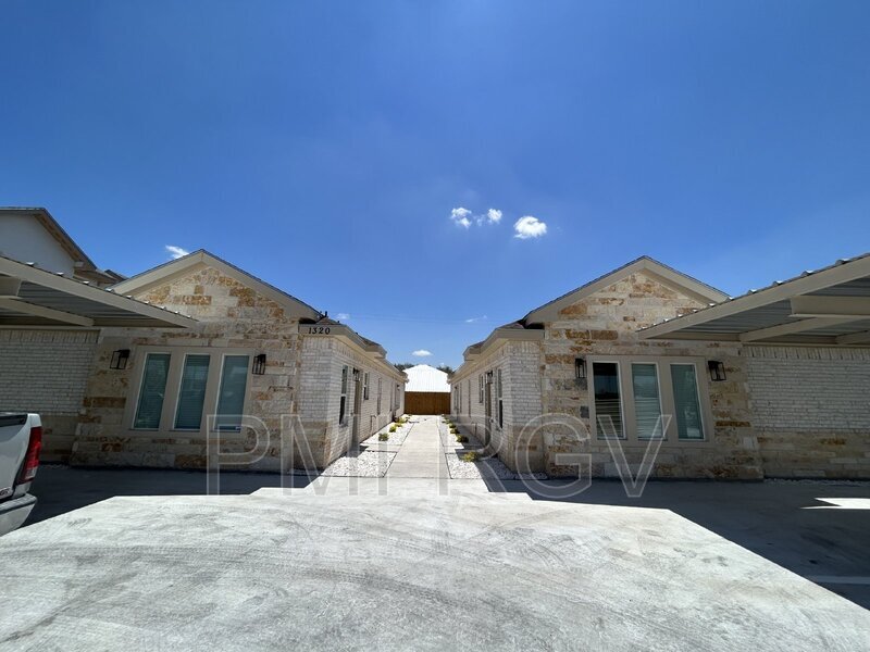 1320 N McColl Rd Unit 3, McAllen, TX 78501 Condo for Rent in McAllen