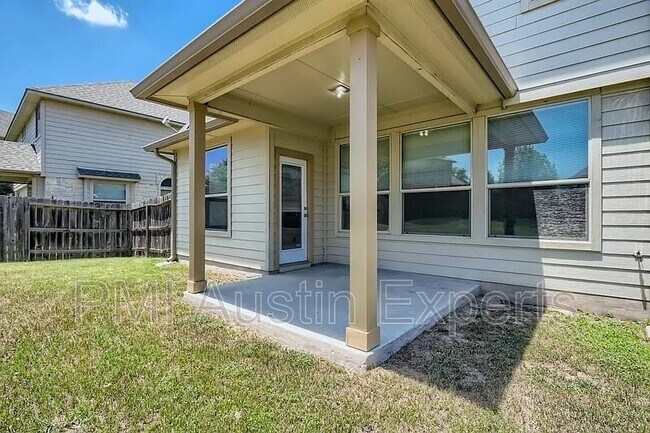 Foto del edificio - 19612 Copper Point Cove