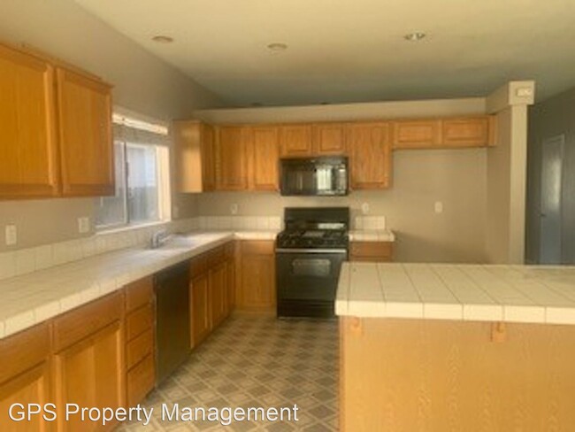 Building Photo - 4 br, 2 bath House - 4717 Edgebrook Ave.