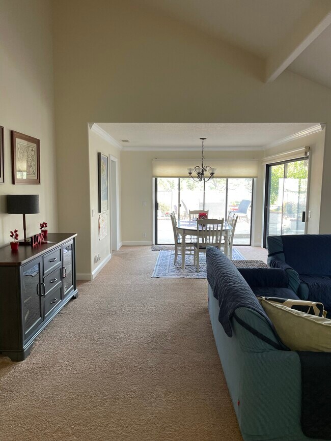 Building Photo - 31152 Oakmont Pl
