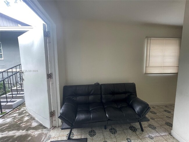 Building Photo - 1923 NW 1st Terrace