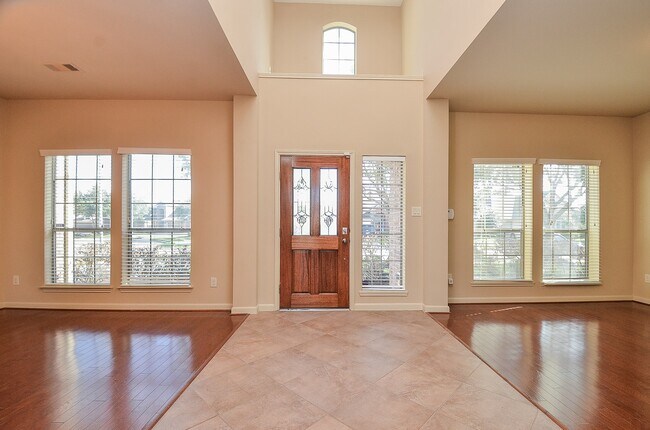 Foto del edificio - 26111 Salt Creek Ln