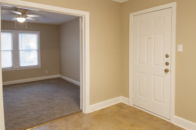 Foto del edificio - 110 E 30th St