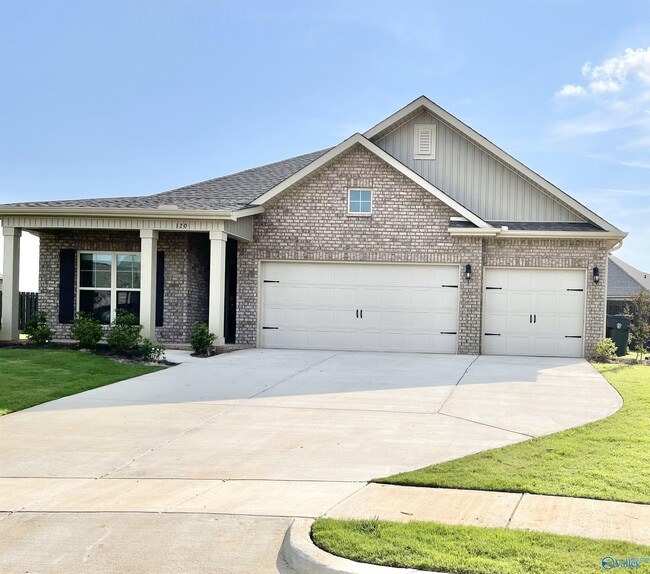 Building Photo - 120 Delilah Ln