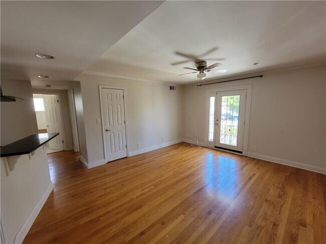 Foto del edificio - 799 Barnett St NE