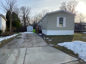 Building Photo - 2267 S Sheeran Dr