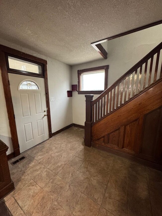 Foto del edificio - 2118 Drexel Ave