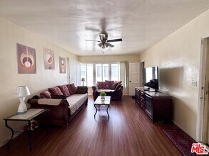 Building Photo - 8211 Crenshaw Dr