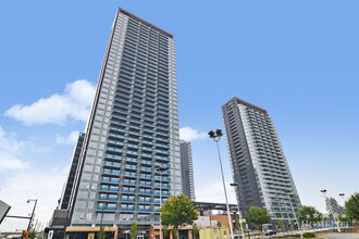 Building Photo - 13615 Fraser Hwy