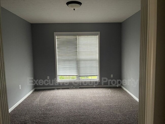 Building Photo - 2145 Crossfield Dr