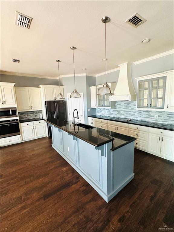 Building Photo - 3603 Florencia Ct