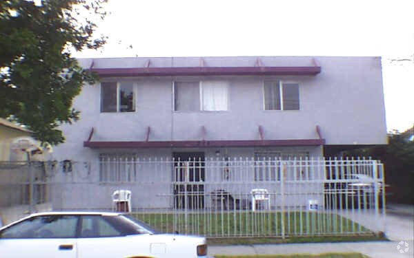 Foto del edificio - 219 N Bonnie Brae St