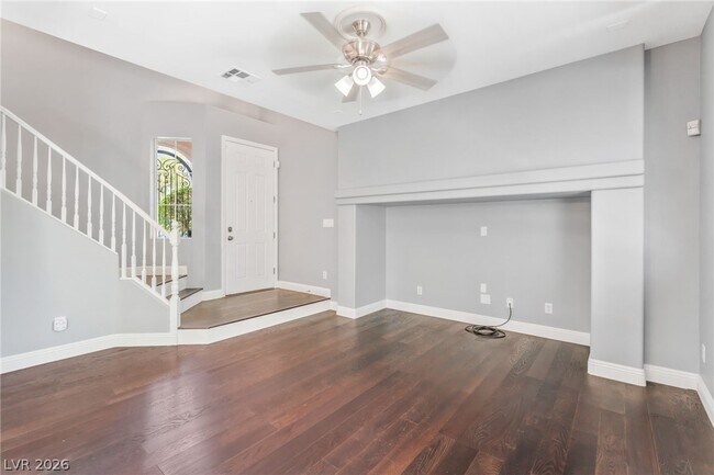 Foto del edificio - 9477 Perennial View Ave