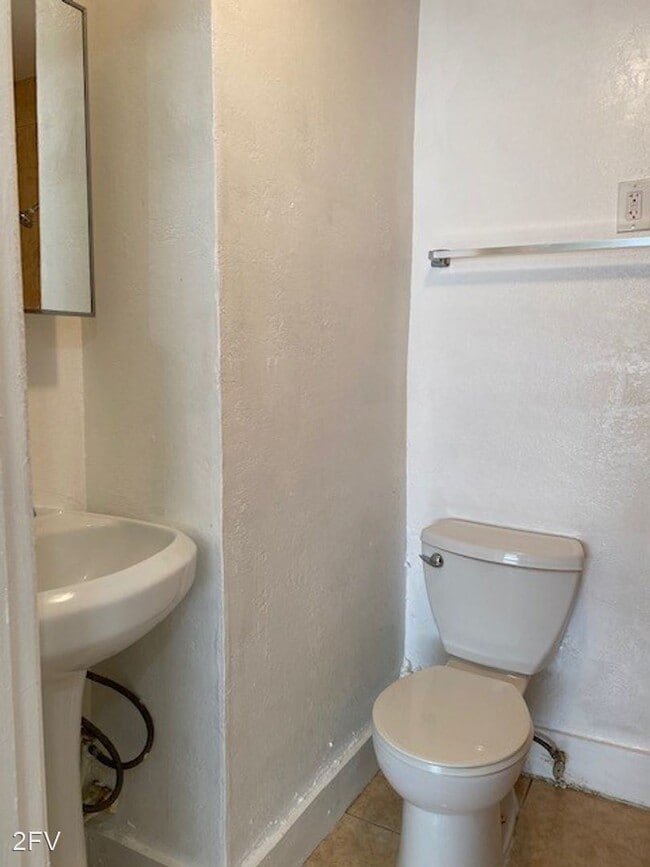 501 N Macdill Ave, Tampa, FL 33609 House for Rent in Tampa, FL