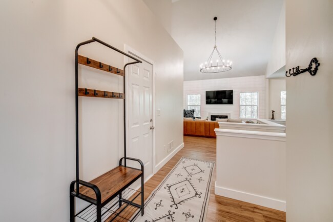 Building Photo - 10535 Morton Chase Way