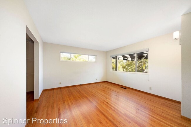 Building Photo - 3 br, 2 bath House - 2836 Las Piedras Drive